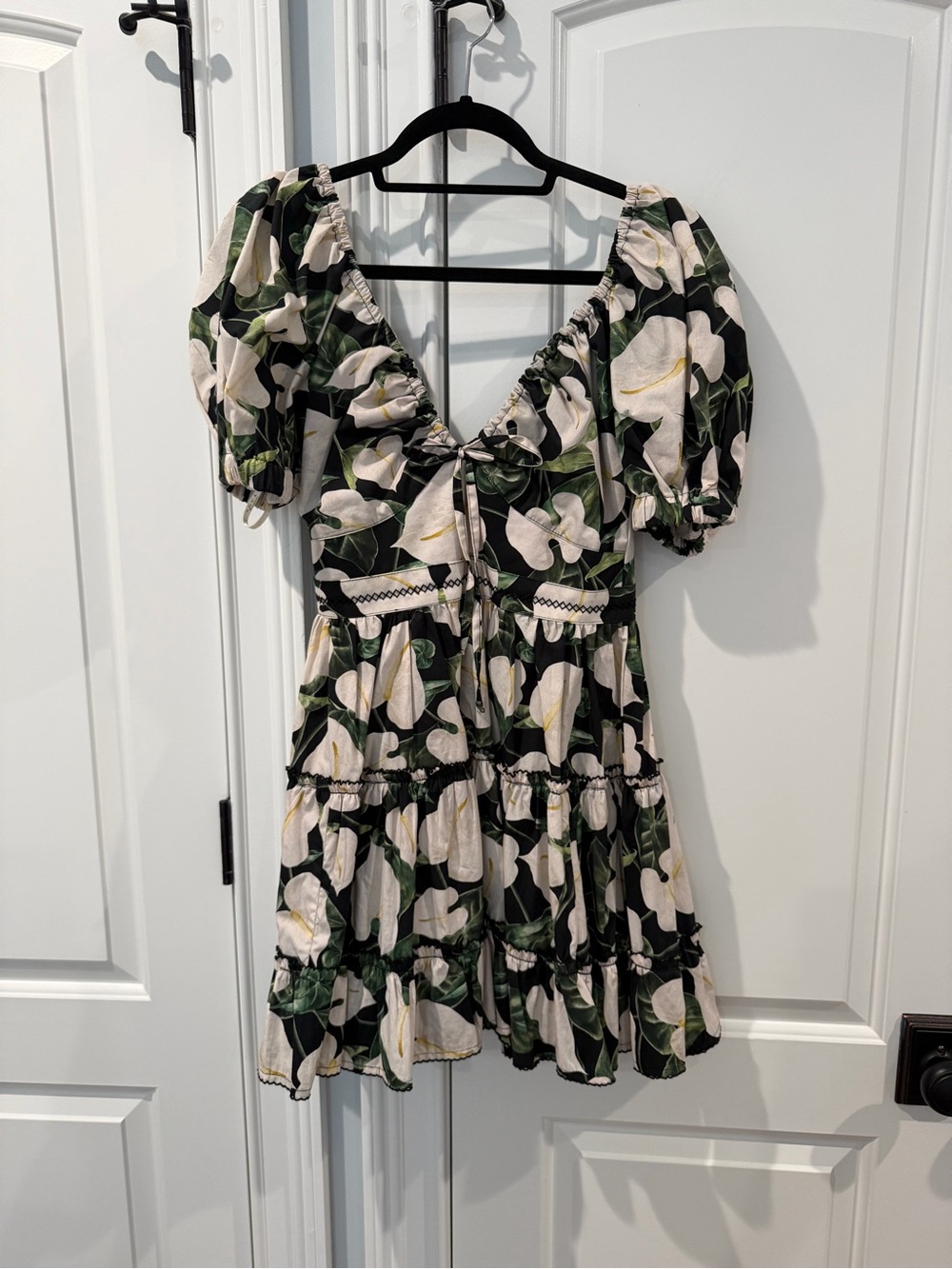 Agua by Agua Bendita Black Floral Puff-Sleeve Mini Dress